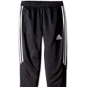 NWT Adidas Unisex Youth M Soccer Tiro Training